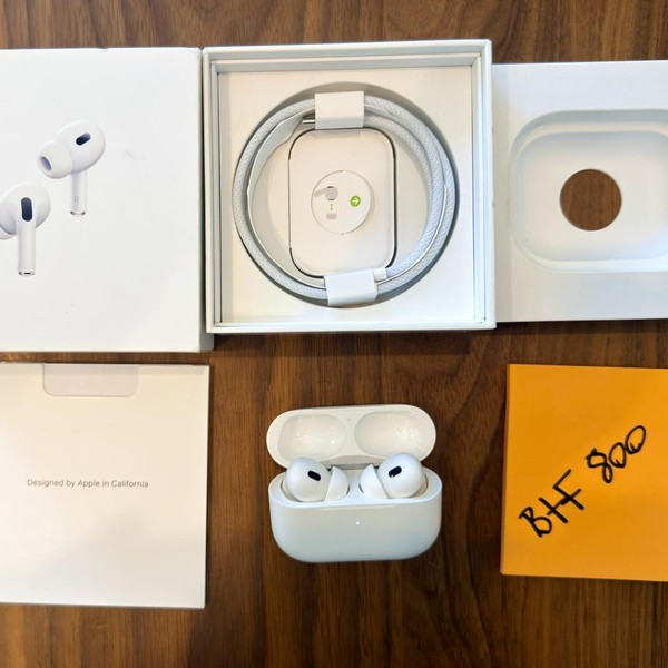 Apple AirPods Pro 2 - USB-C