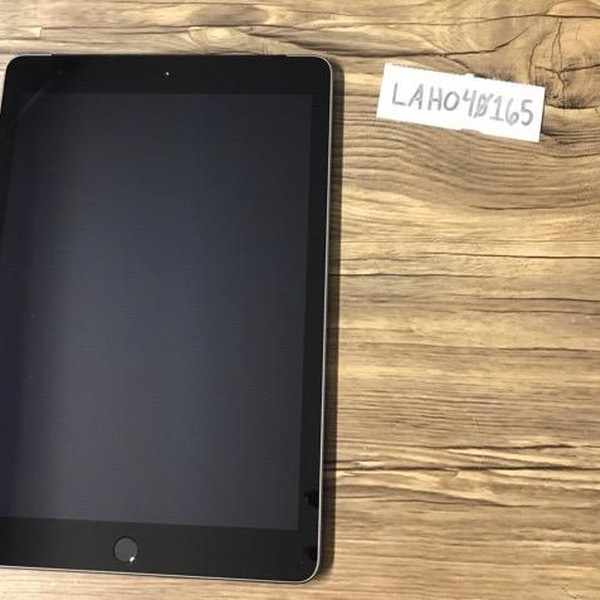 Apple iPad (5th Gen) - Unlocked, 128 GB, Gray, A1823