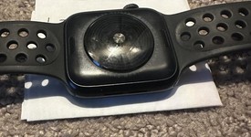 Fair
													Apple Watch SE 2nd Gen 44mm - Midnight, A2723 - GPS, Aluminum, photo 4 of 7