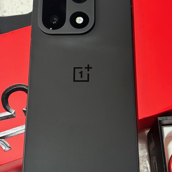OnePlus 15 - Unlocked, 512 GB, Infinite Black, 16 GB