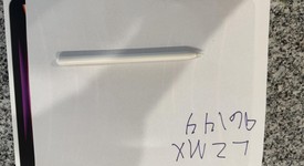 Good
													Apple iPad Pro 12.9" 6th Gen 2022 - Unlocked, Gray, 256 GB, photo 4 of 14