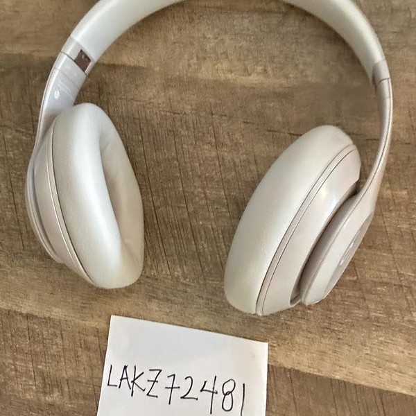 Beats Studio Pro - Beige, Stussy Edition
