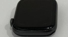 Fair
													Apple Watch Series 5 44mm - Gray, A2093 - GPS, Aluminum, photo 5 of 7