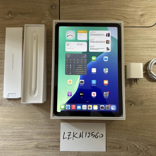 Apple iPad Air 4th Gen - Wi-Fi, 64 GB, Green, A2316