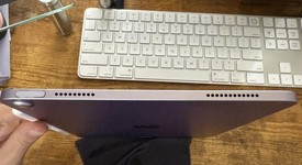 Mint
													Apple iPad Air 11" (M2) 2024 - AT&T, Purple, 256 GB, A2903, photo 4 of 16