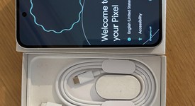 Mint
													Google Pixel 9a - Unlocked, Porcelain, 128 GB, 8 GB, photo 5 of 9