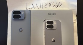 Mint
													Google Pixel 10 Pro Fold - Unlocked, Moonstone, 256 GB, GU0NP, photo 2 of 11