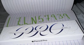 New
													Apple Pencil Pro, photo 4 of 5