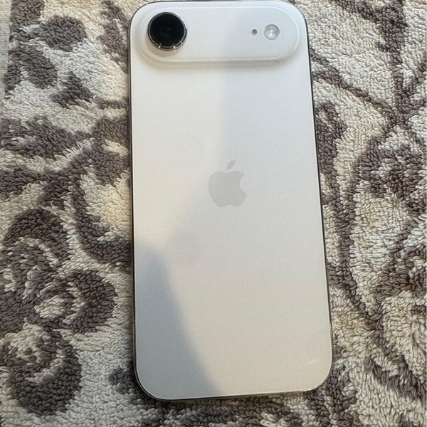 Apple iPhone Air - Spectrum, 256 GB, Cloud White, A3260