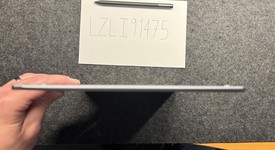 Mint
													reMarkable 2, photo 1 of 8