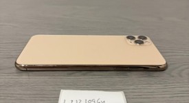 Fair
													Apple iPhone 11 Pro Max - Unlocked, Gold, 64 GB, A2161, photo 4 of 7