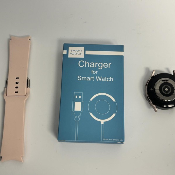 Samsung Galaxy Watch5 - Unlocked, Gold, 40mm