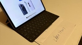 Good
													Apple iPad Pro 11" 2nd Gen 2020 - Unlocked, Gray, 256 GB, A2068, photo 5 of 10