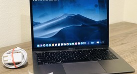 Good
													MacBook Air 2019 - 13" - I5, Gray, 256 GB, 8 GB, photo 1 of 17