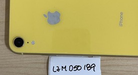 Fair
													Apple iPhone Xr - Unlocked Non-US, Yellow, 64 GB, A2106, photo 4 of 5
