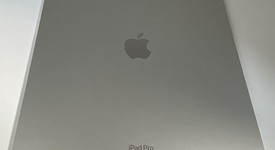 Mint
													Apple iPad Pro 12.9" 6th Gen 2022 - Wi-Fi, Silver, 256 GB, photo 4 of 5