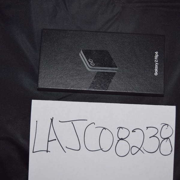 Samsung Galaxy Z Flip6 - Unlocked, 512 GB, Silver, 12 GB, SM-F741U1