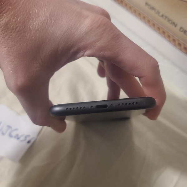 Apple iPhone 11 - AT&T, 64 GB, Black, A2111