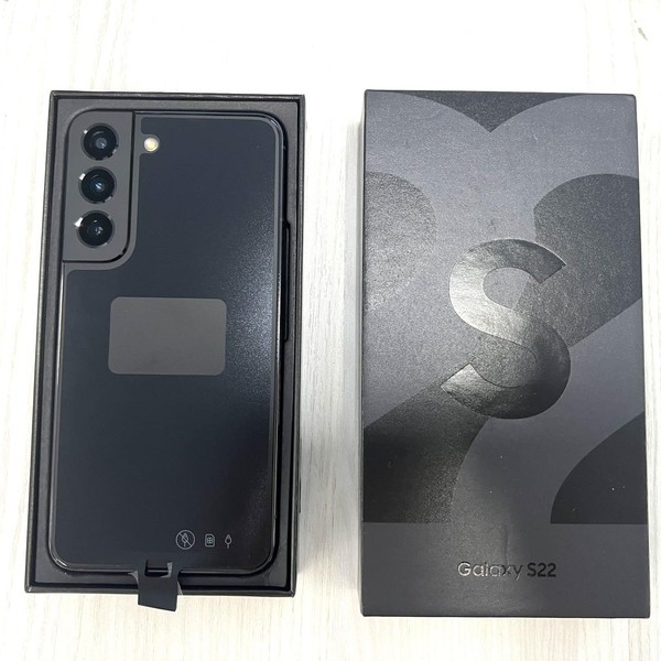 Samsung Galaxy S22 - Unlocked, 256 GB, Black, 8 GB, SM-S901U1
