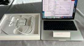 Fair
													MacBook Pro 2021 - 14" - Apple M1 Pro 8-core, Silver, 512 GB, 16 GB, photo 2 of 11