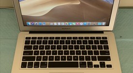Good
													MacBook Air 2015 - 13" - Silver, 512 GB, 8 GB, photo 1 of 5