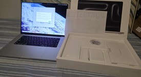 Good
													MacBook Pro Late 2023 (M3) - 16" - Apple M3 Pro 12-core, Silver, 512 GB, 18 GB, 18-core GPU, photo 3 of 11