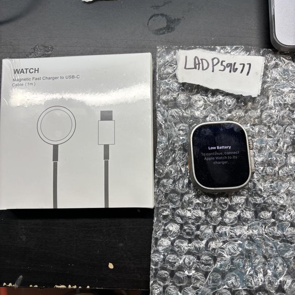 Apple Watch Ultra 49mm - Unlocked, Titanium, A2622