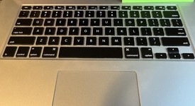 Good
													MacBook Pro 2015 (Retina) - 15" - Silver, 256 GB, 16 GB, photo 2 of 8