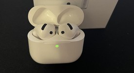 Used
													Apple AirPods 4th Gen - Active Noise Cancellation, photo 1 of 4