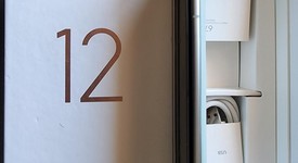 Mint
													Xiaomi 12 - Unlocked Non-US, Green, 256 GB, 12 GB, photo 4 of 10