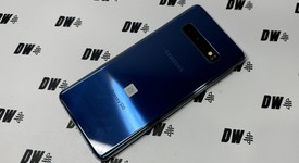 Good
													Samsung Galaxy S10 - Unlocked, Blue, 128 GB, 8 GB, SM-G973U1, photo 3 of 5