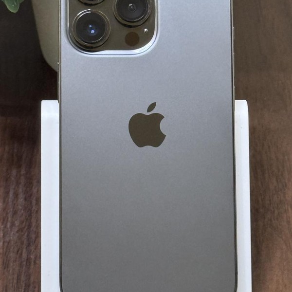 Apple iPhone 13 Pro - Unlocked, 256 GB, Graphite, A2483