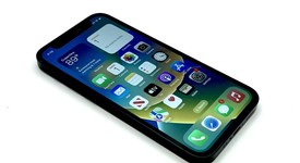 Mint
													Apple iPhone 12 Mini - Unlocked, Black, 128 GB, A2176, photo 4 of 5