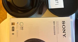 Used
													Sony WH-1000XM4 - Black, photo 1 of 2