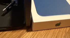 Mint
													Apple iPhone 13 - Unlocked, Blue, 128 GB, A2482, photo 5 of 8