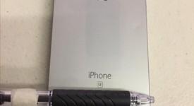 Good
													Apple iPhone SE 1st Gen 2016 - AT&T, Grey, 32 GB, A1662, photo 3 of 7
