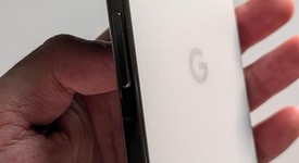 Mint
													Google Pixel 9 Pro - Unlocked, Porcelain, 128 GB, 16 GB, GR83Y, photo 4 of 5