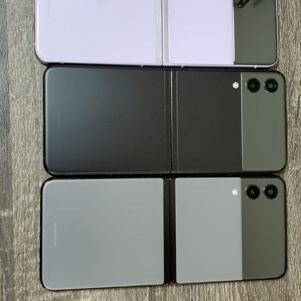 Samsung Galaxy Z Flip3 5G - Unlocked, 128 GB, Lavender, 8 GB, SM-F711U1