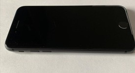 Fair
													Apple iPhone 8 - Verizon, Gray, 64 GB, A1863, photo 2 of 8