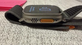 Good
													Apple Watch Ultra 49mm - Unlocked, Titanium, A2622, photo 4 of 5