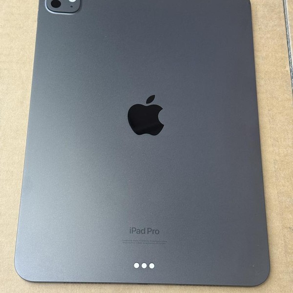 Apple iPad Pro 11 inch (M4) 2024 - Wi-Fi, 256 GB, Black, 8 GB, A2836, Standard Glass