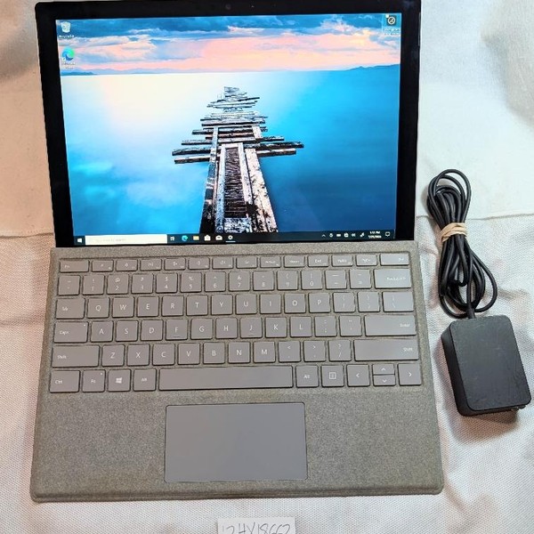 Microsoft Surface Pro 5 (2017) - Wi-Fi, 512 GB, Silver, 16 GB