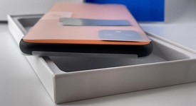 Mint
													Google Pixel 4 XL - Unlocked, Orange, 64 GB, 6 GB, G020J, Google Edition, photo 5 of 9