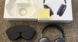 Used
													Apple AirPods Max - Gray, photo 1 of 8