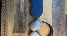 Used
													Apple AirPods Max - Sky Blue, photo 5 of 7
