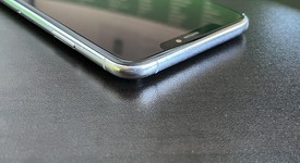 Good
													Apple iPhone Xs Max - Unlocked, Silver, 64 GB, A1921, photo 5 of 8