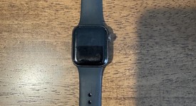 Fair
													Apple Watch SE 1st Gen 40mm - Gray, A2351 - GPS, Aluminum, photo 4 of 7