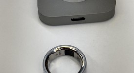 Good
													Oura Ring Gen 4 - Silver, Size 8, photo 3 of 6