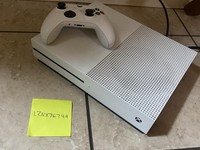 Xbox One S (2016)