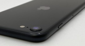 Good
													Apple iPhone SE 2nd Gen 2020 - Unlocked, Black, 64 GB, A2275, photo 4 of 7